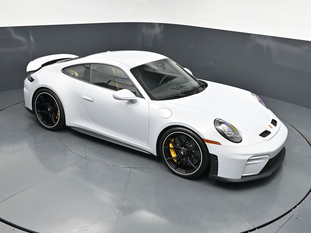 2025 Porsche 911 GT3 - Photo 18