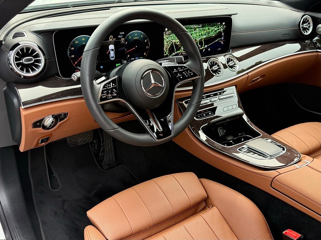 2023 Mercedes Benz E 450 4MATIC photo 4