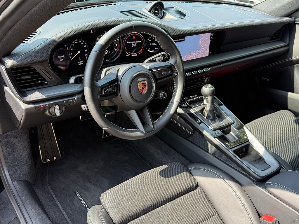 2022 Porsche 911 4 GTS photo 4