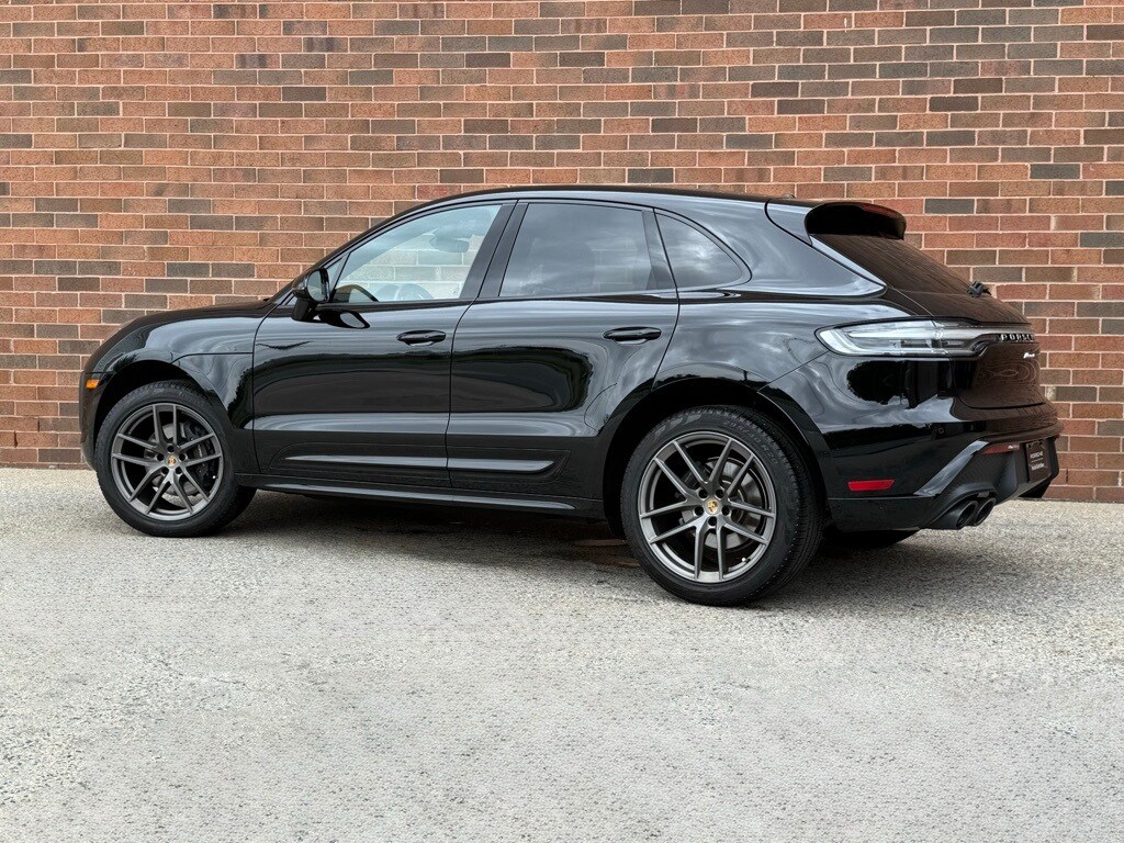 2024 Porsche Macan S photo 3