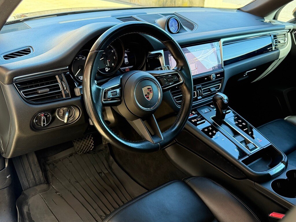 Certified 2023 Porsche Macan  SUV