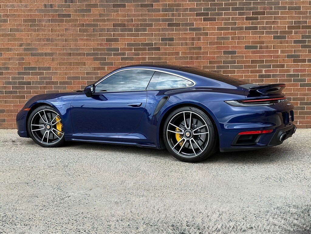 2022 Porsche 911 Turbo S photo 3