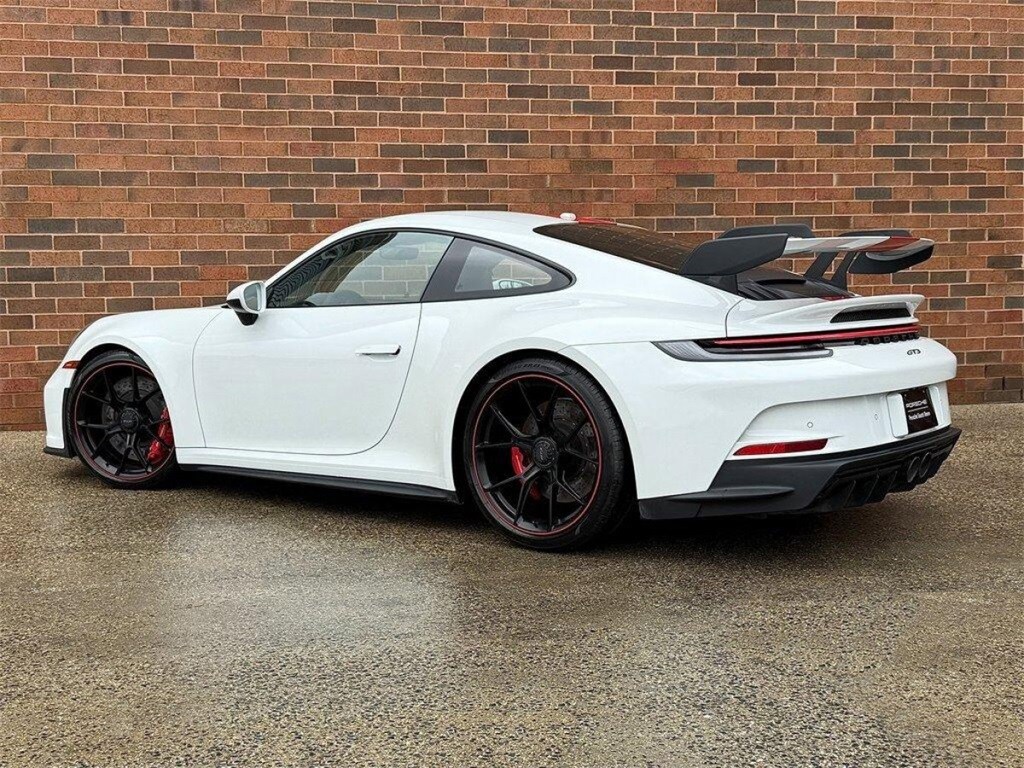 2022 Porsche 911 GT3 photo 3