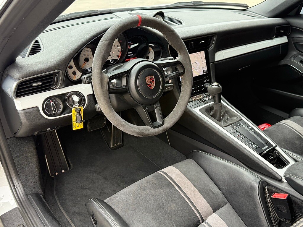2018 Porsche 911 GT3 photo 4