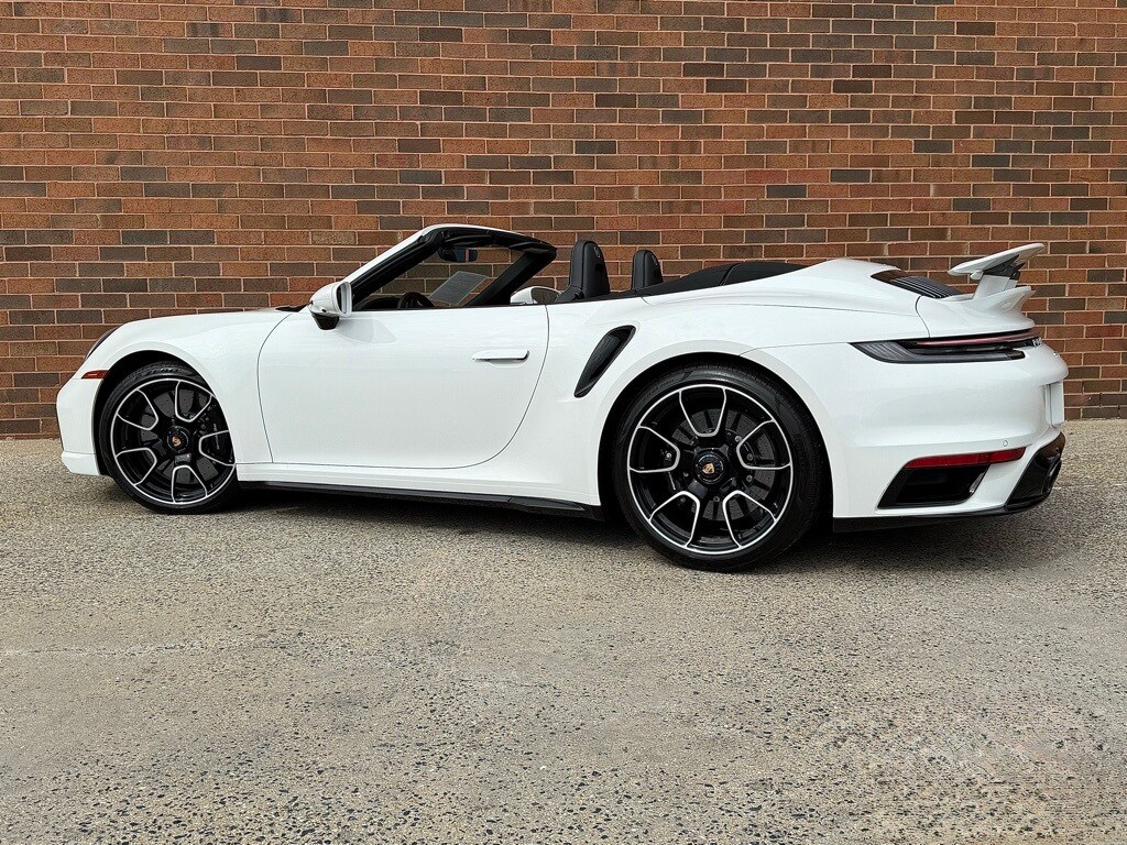 2023 Porsche 911 Turbo S photo 3