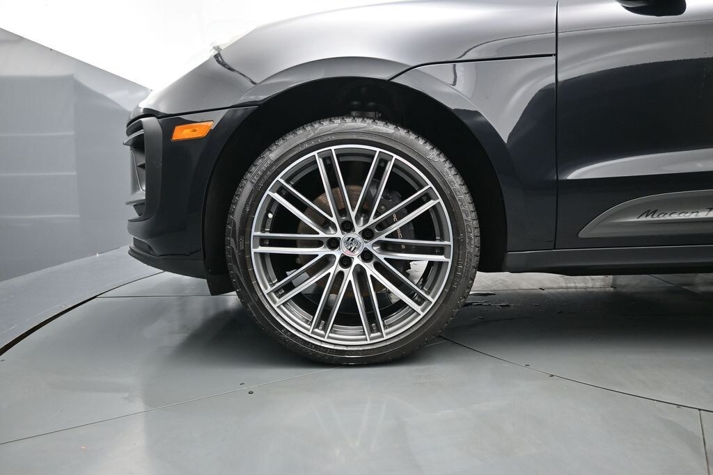 Used 2025 Porsche Macan SUV