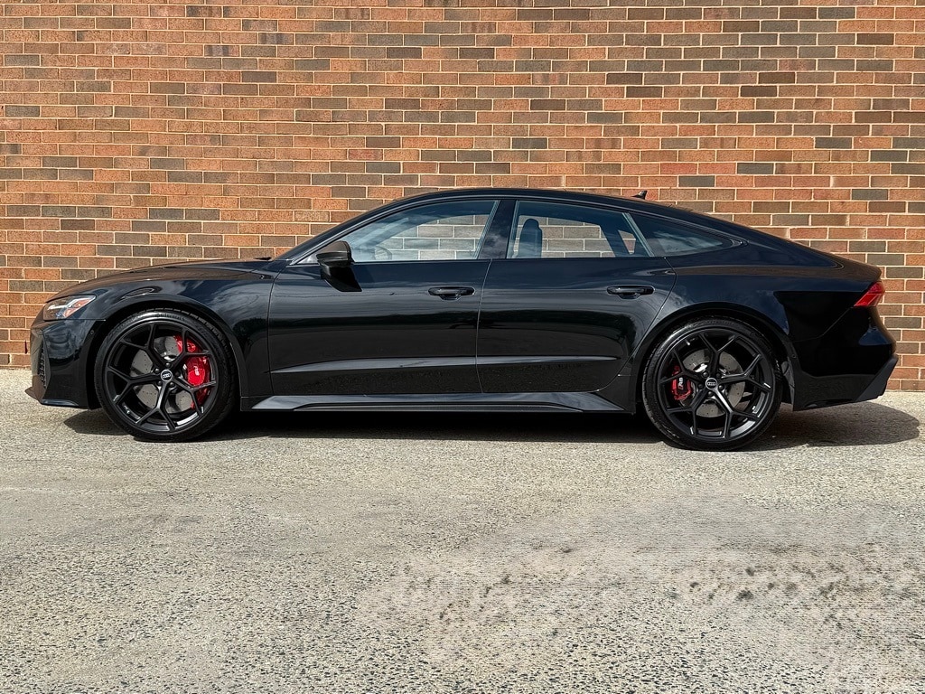 Used 2025 Audi RS7 performance with VIN WUAPDBF29SN903179 for sale in Freeport, NY