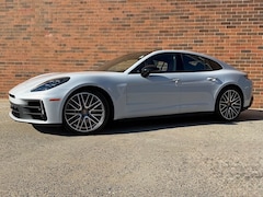 2026 Porsche Panamera 4 Hatchback