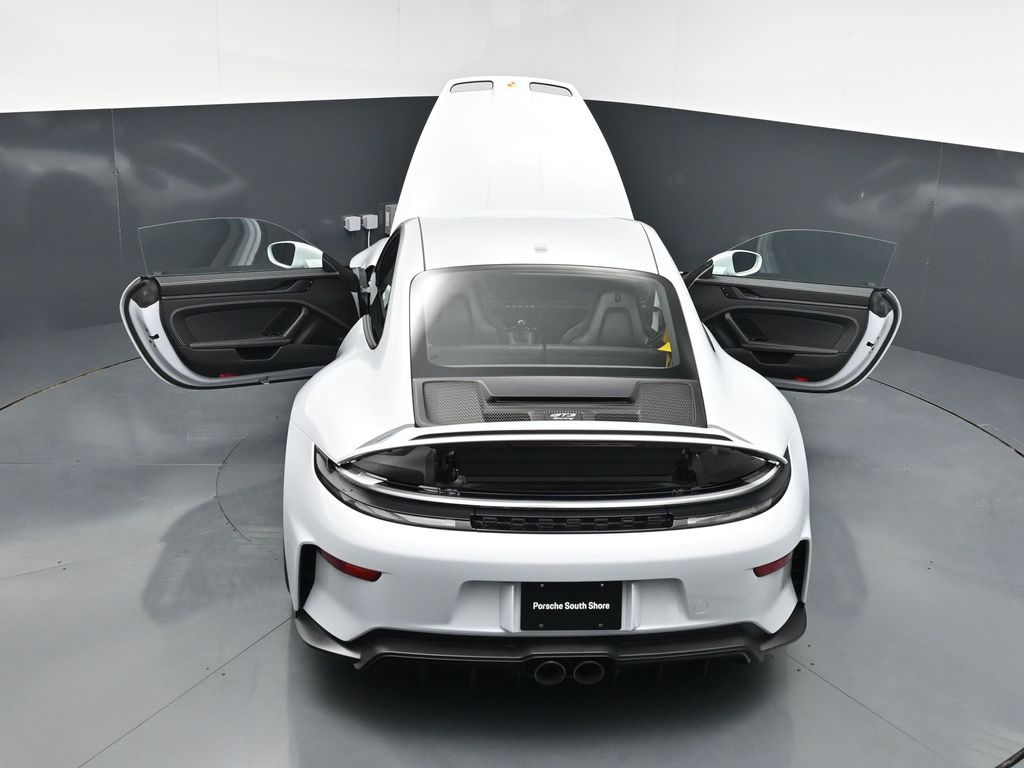 2025 Porsche 911 GT3 - Photo 29