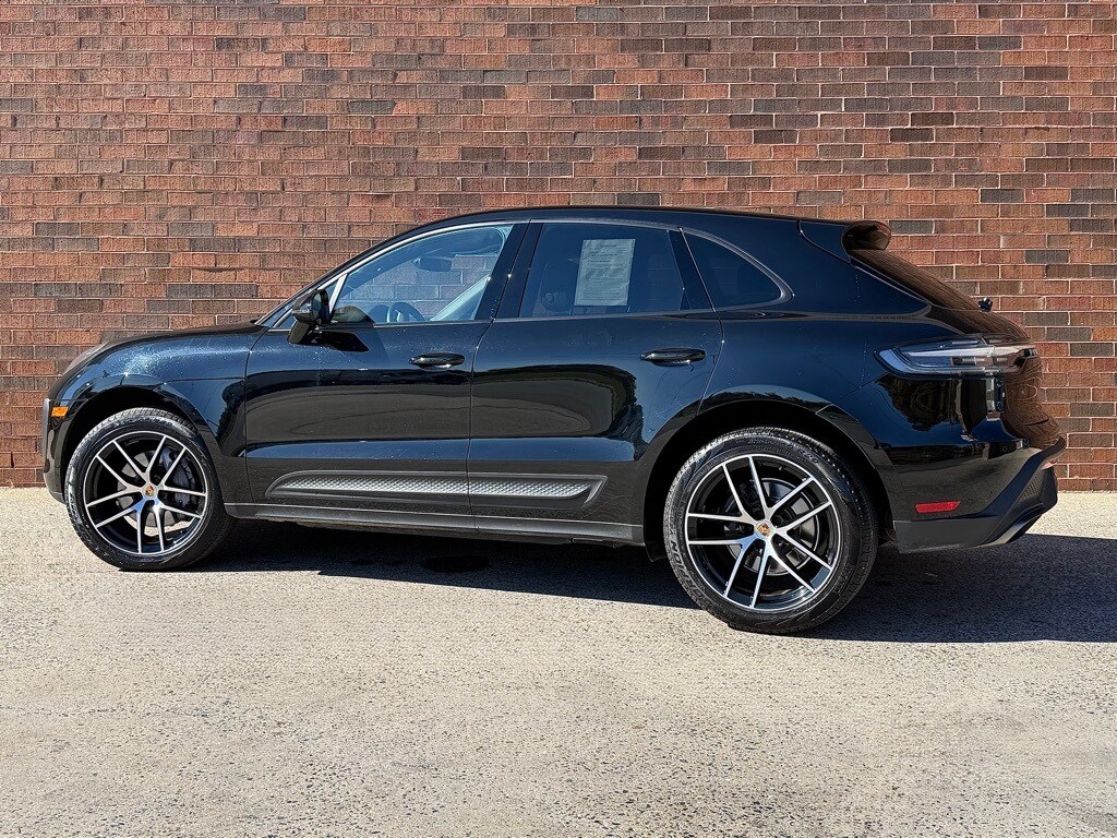 Certified 2023 Porsche Macan  SUV