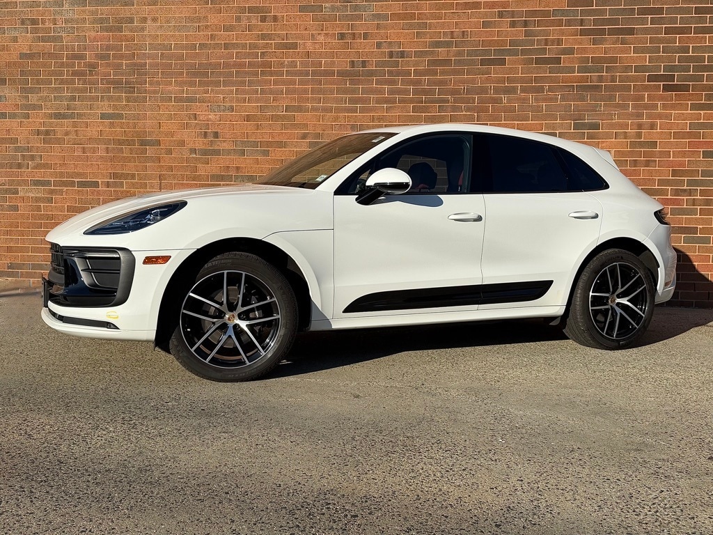 Certified 2025 Porsche Macan  SUV