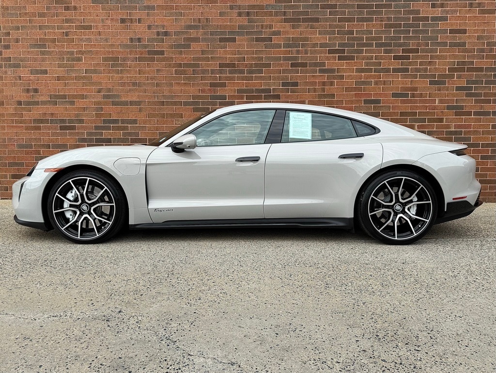 Certified 2024 Porsche Taycan Base with VIN WP0AA2Y11RSA10373 for sale in Freeport, NY