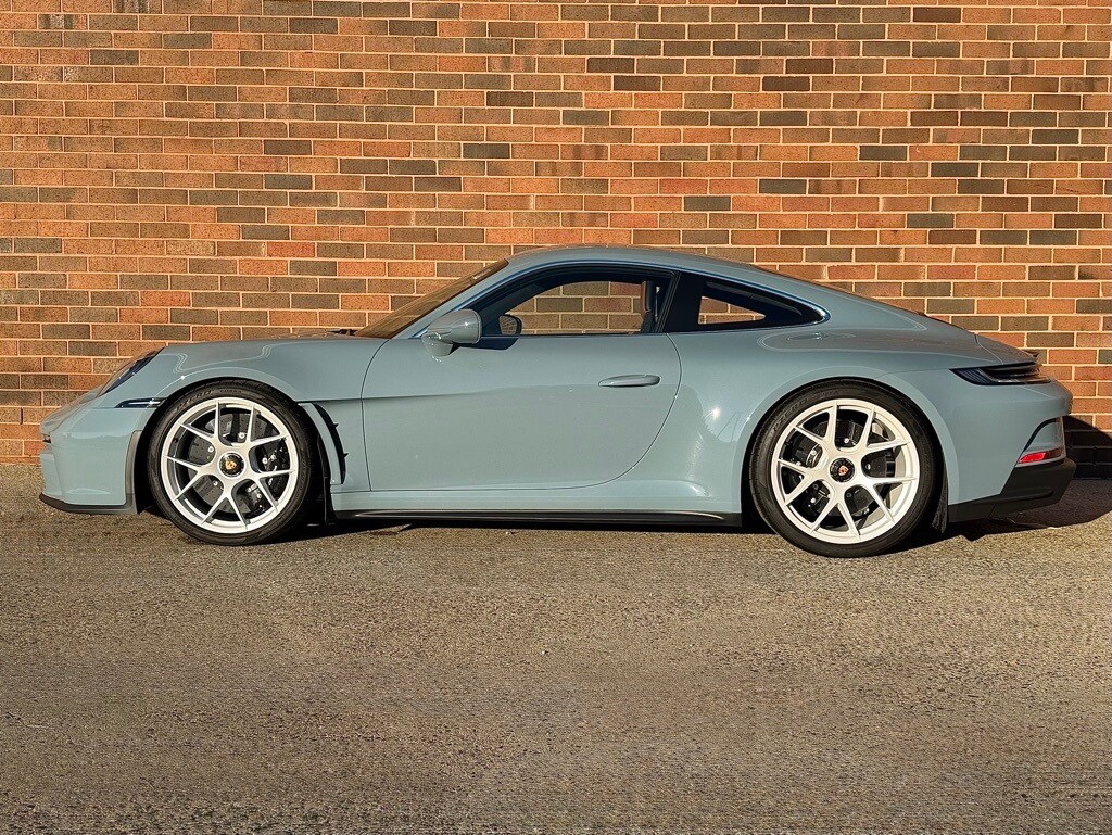 2024 Porsche 911 GT3 RS photo 2