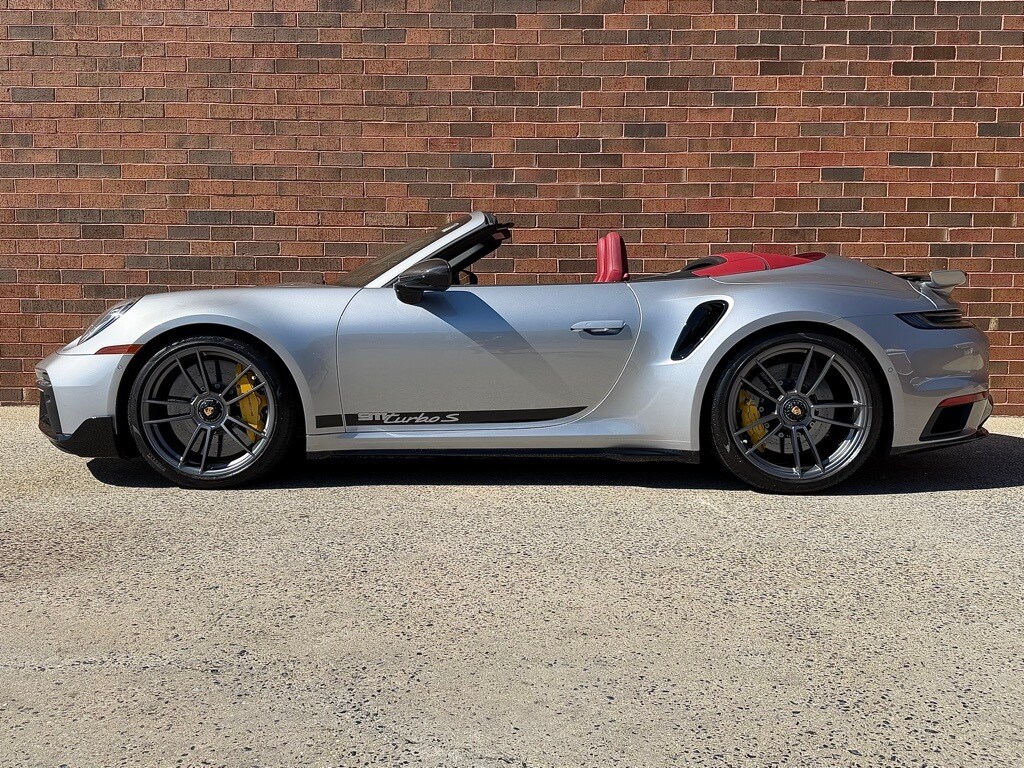 2024 Porsche 911 Turbo S Cabriolet photo 2