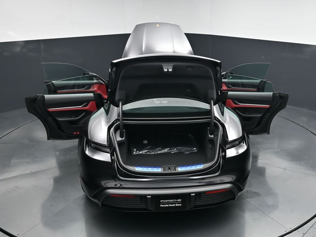 2025 Porsche Taycan Base - Photo 33