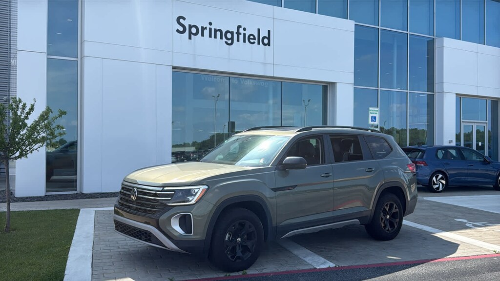 Certified 2025 Volkswagen Atlas 2.0T Peak Edition SUV