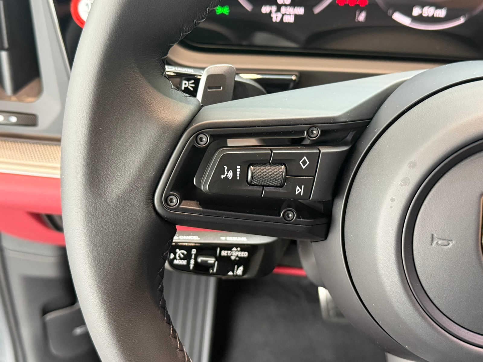 2026 Porsche Cayenne S E-Hybrid - Photo 34