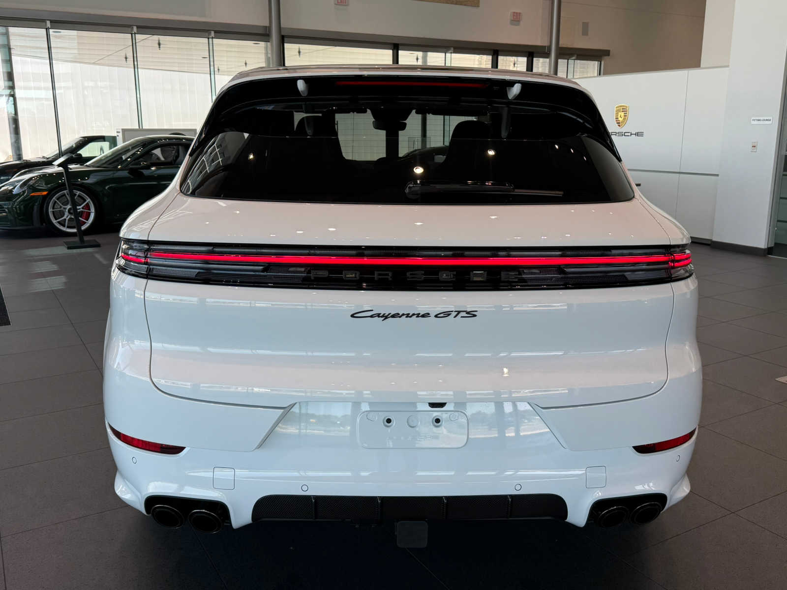 2026 Porsche Cayenne GTS - Photo 6