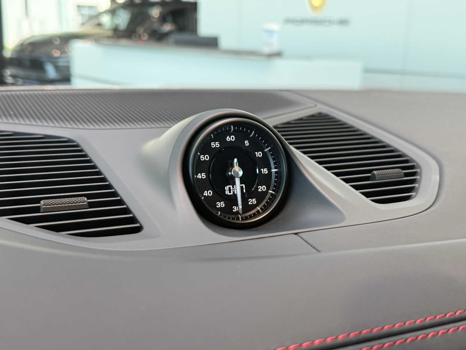 2026 Porsche Cayenne GTS - Photo 28