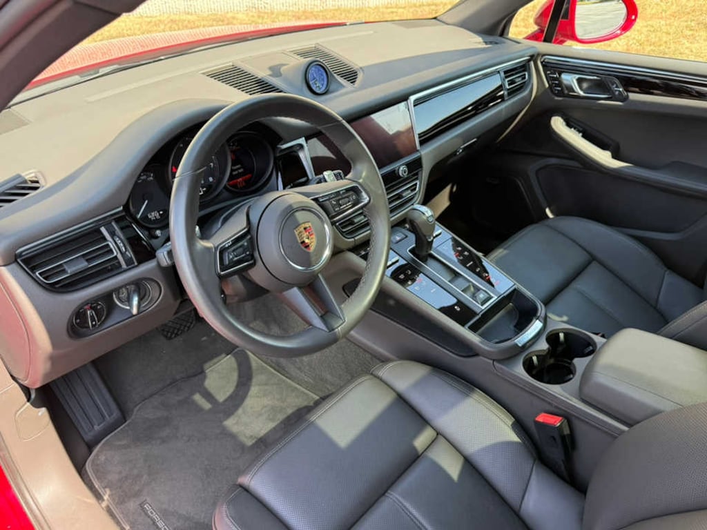 Certified 2024 Porsche Macan SUV