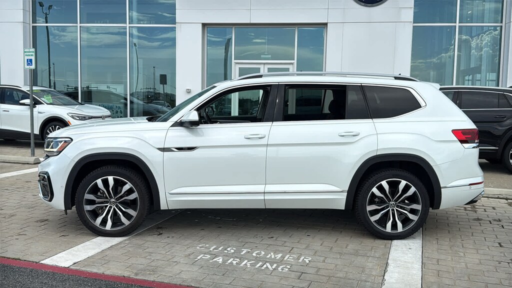 Certified 2022 Volkswagen Atlas 3.6L V6 SEL Premium R-Line SUV