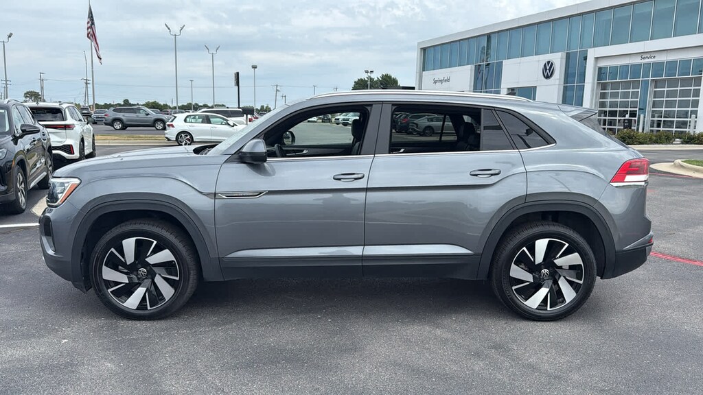 Certified 2024 Volkswagen Atlas Cross Sport 2.0T SE w/Technology SUV