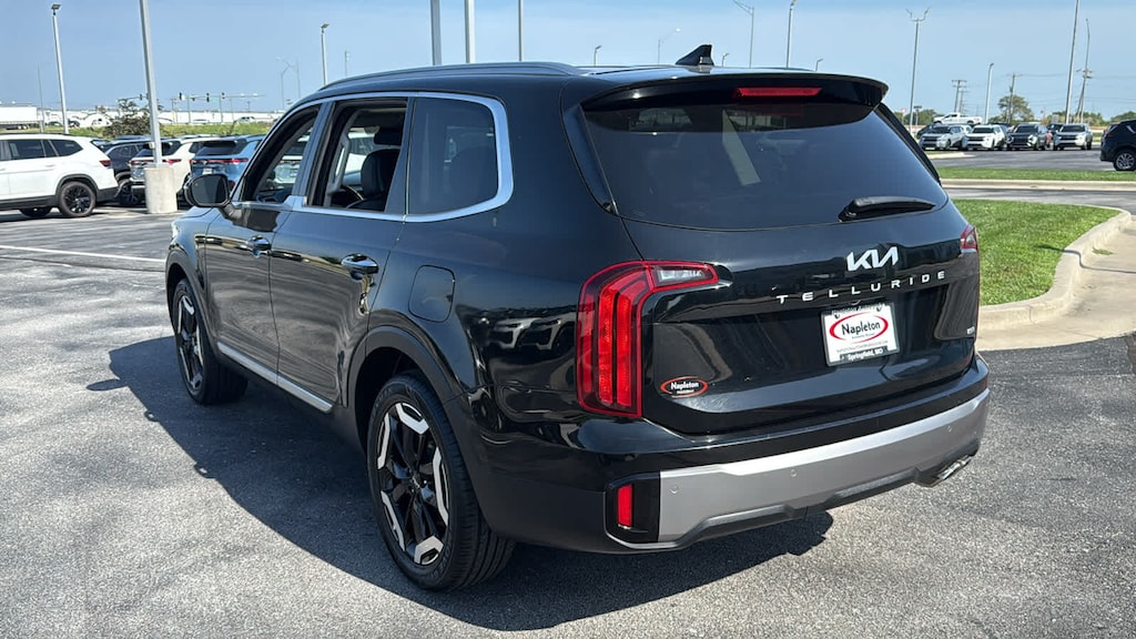Used 2025 Kia Telluride S SUV