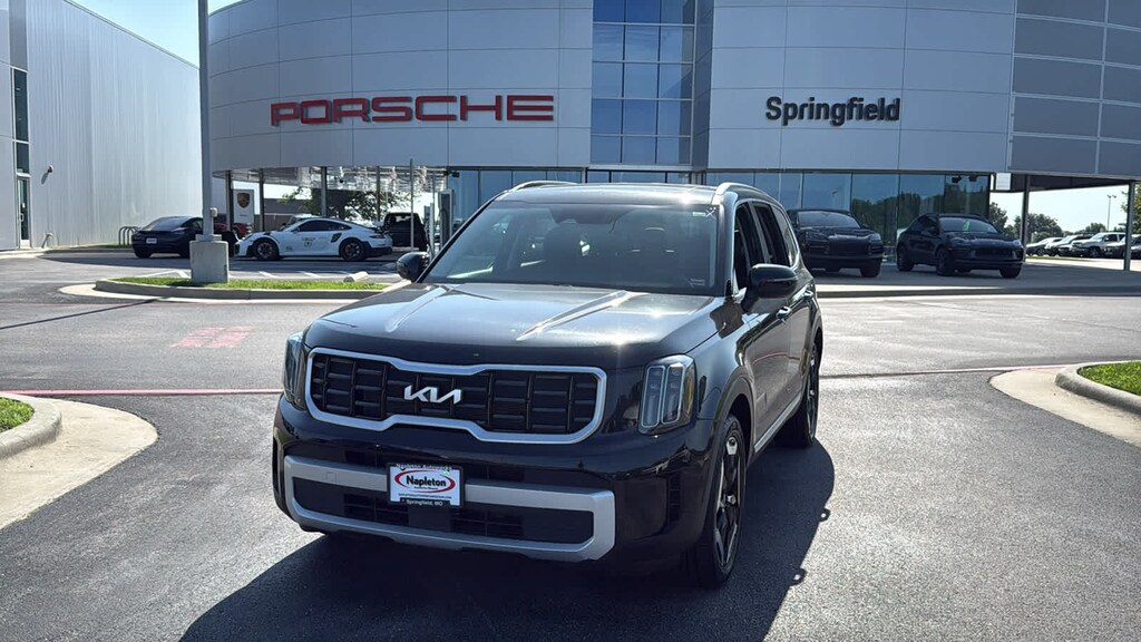 Used 2025 Kia Telluride S SUV