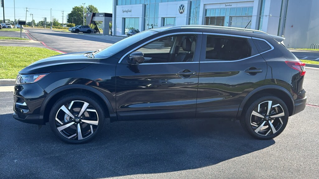 Used 2020 Nissan Rogue Sport SL SUV