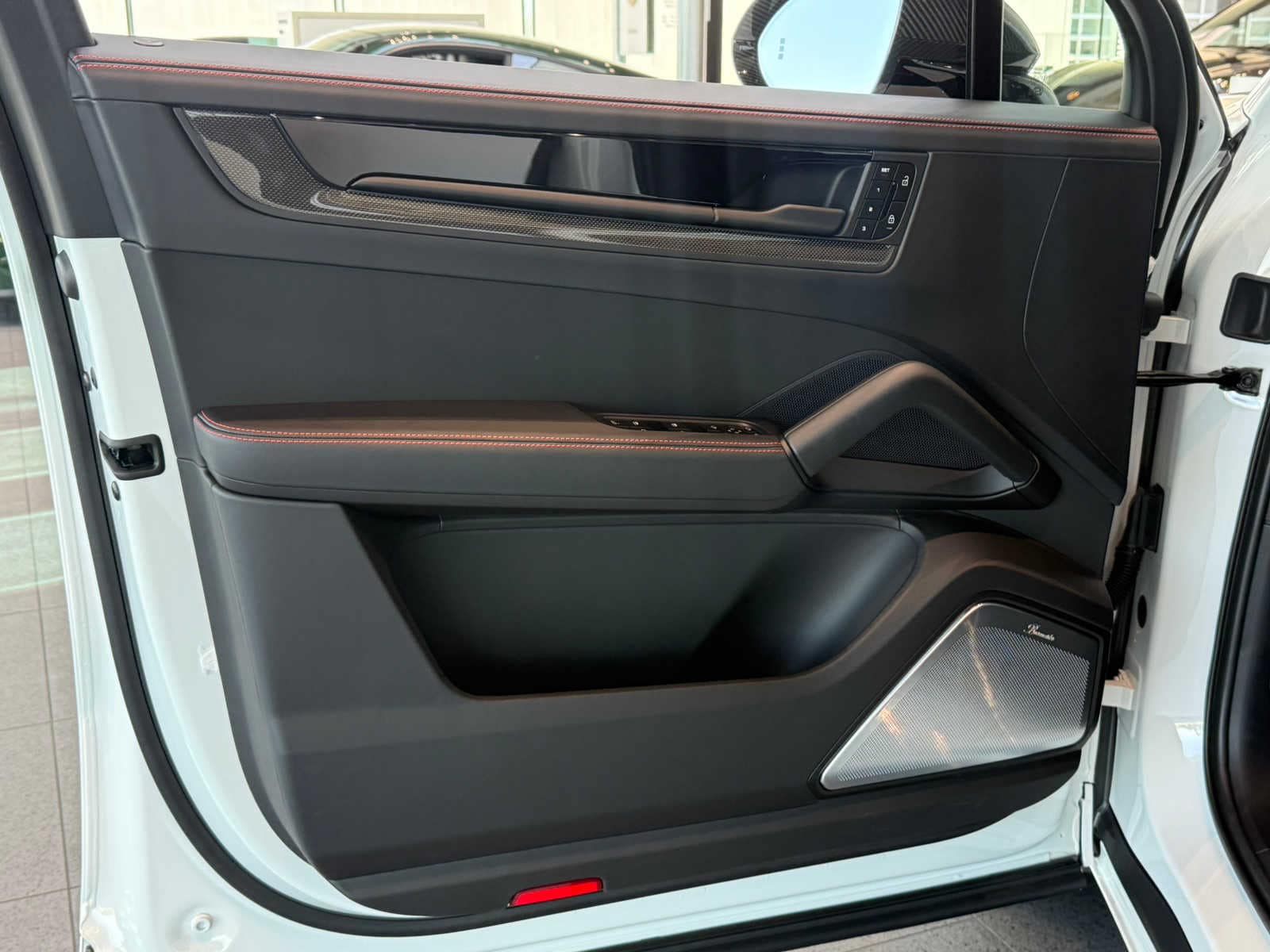 2026 Porsche Cayenne GTS - Photo 22