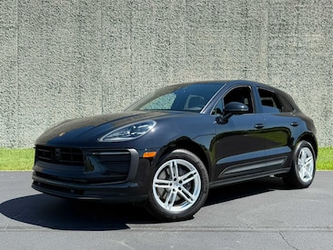 2024 Porsche Macan SUV