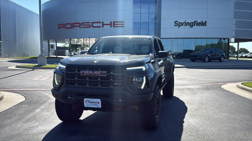 Used 2025 GMC Canyon AT4 Truck Crew Cab