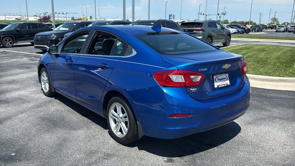 Used 2017 Chevrolet Cruze LT Auto Sedan