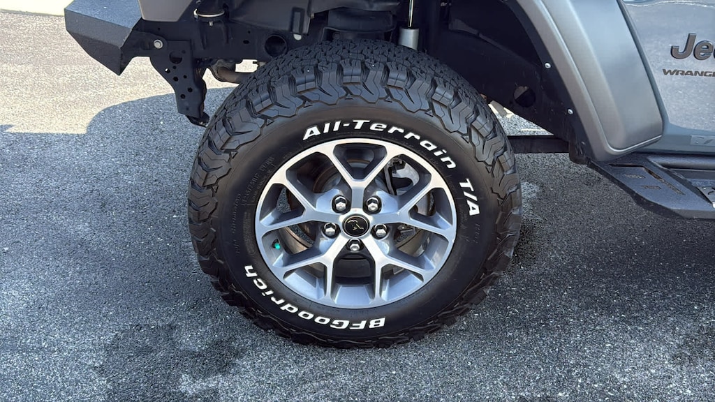 Used 2024 Jeep Wrangler Sport SUV