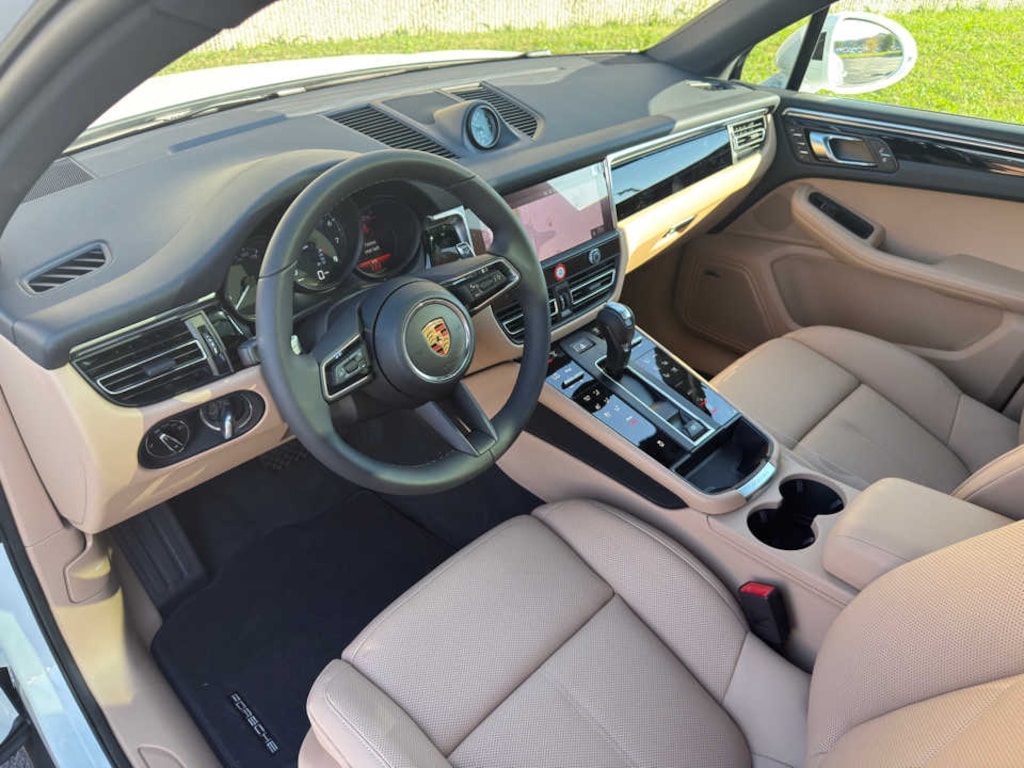 New 2026 Porsche Macan SUV