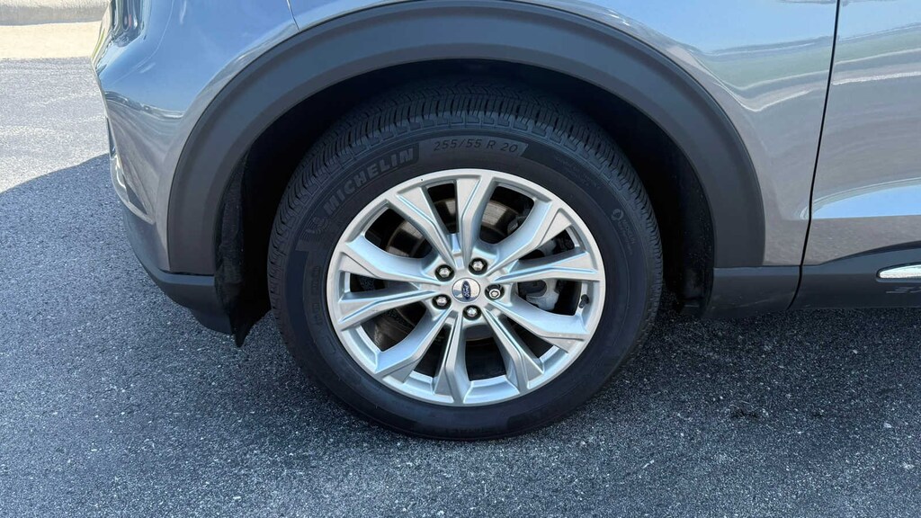 Used 2023 Ford Explorer XLT SUV