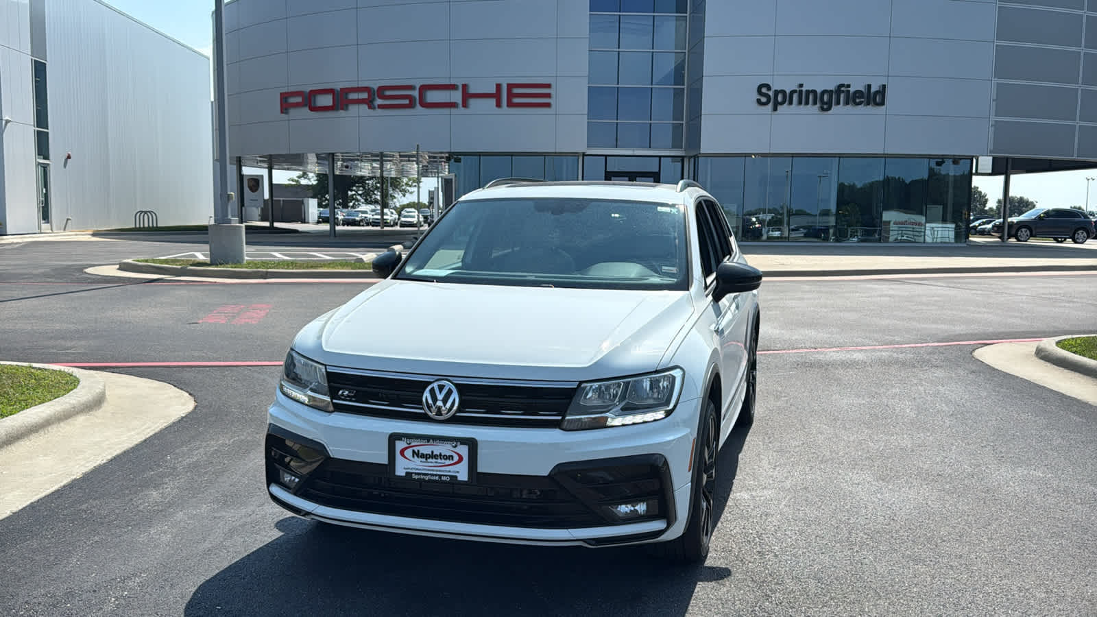 2020 Volkswagen Tiguan 2.0T SE R-Line Black 4MOTION