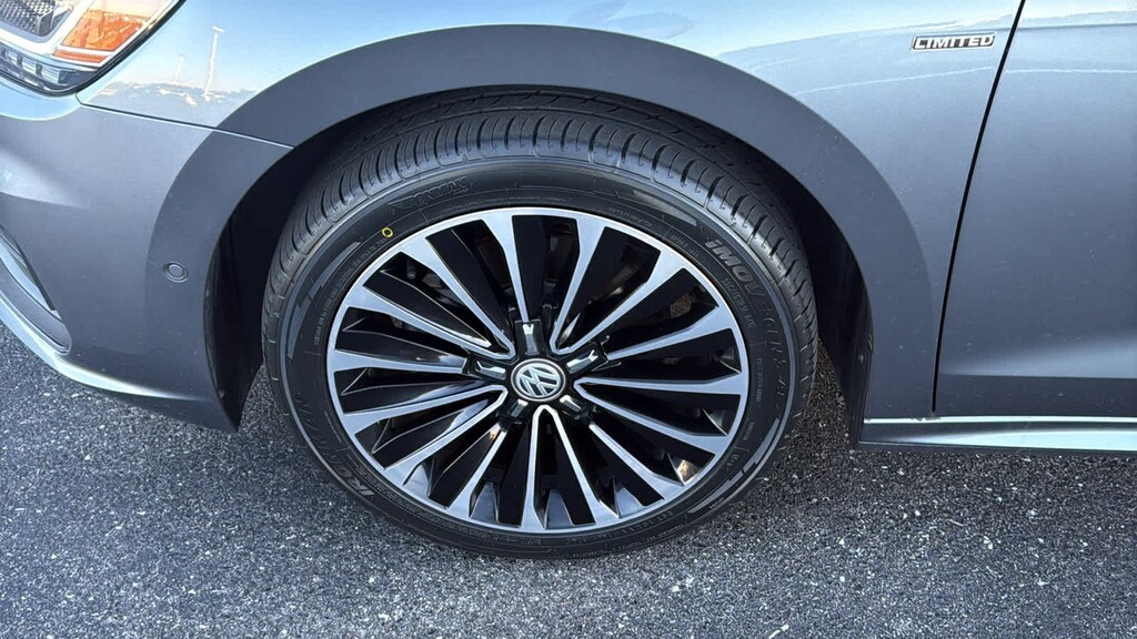 Certified 2022 Volkswagen Passat 2.0T Limited Edition Sedan