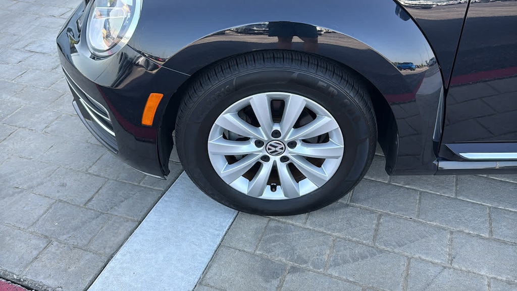 Used 2018 Volkswagen Beetle 2.0T S Convertible