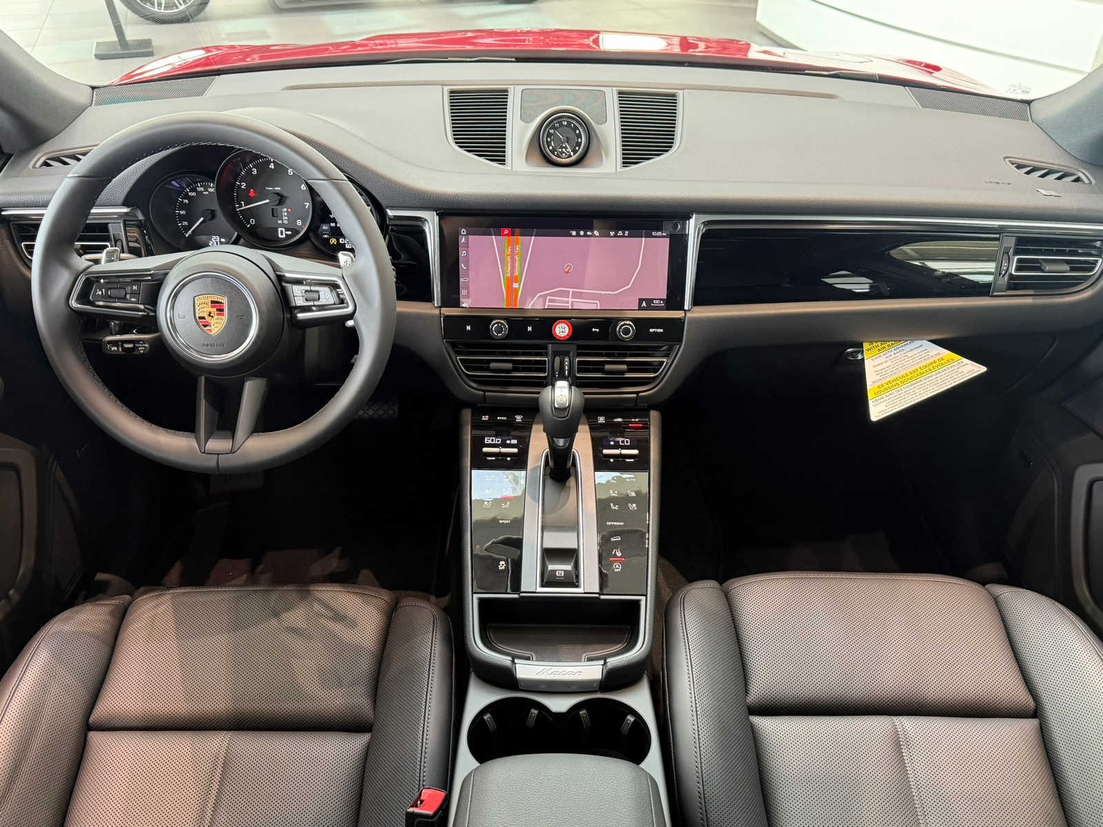 2026 Porsche Macan - Photo 19