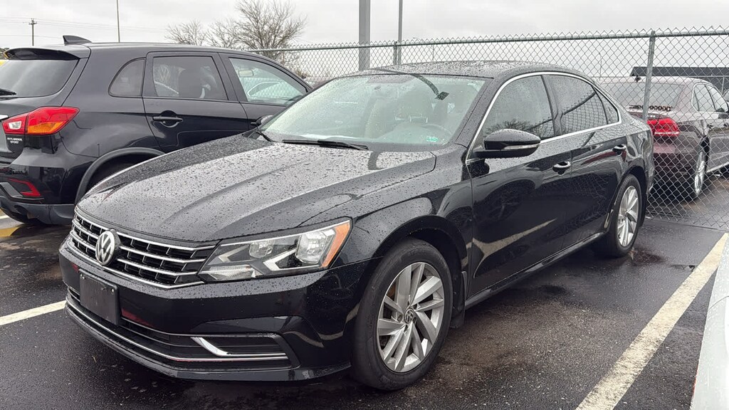 Used 2018 Volkswagen Passat 2.0T SE Sedan
