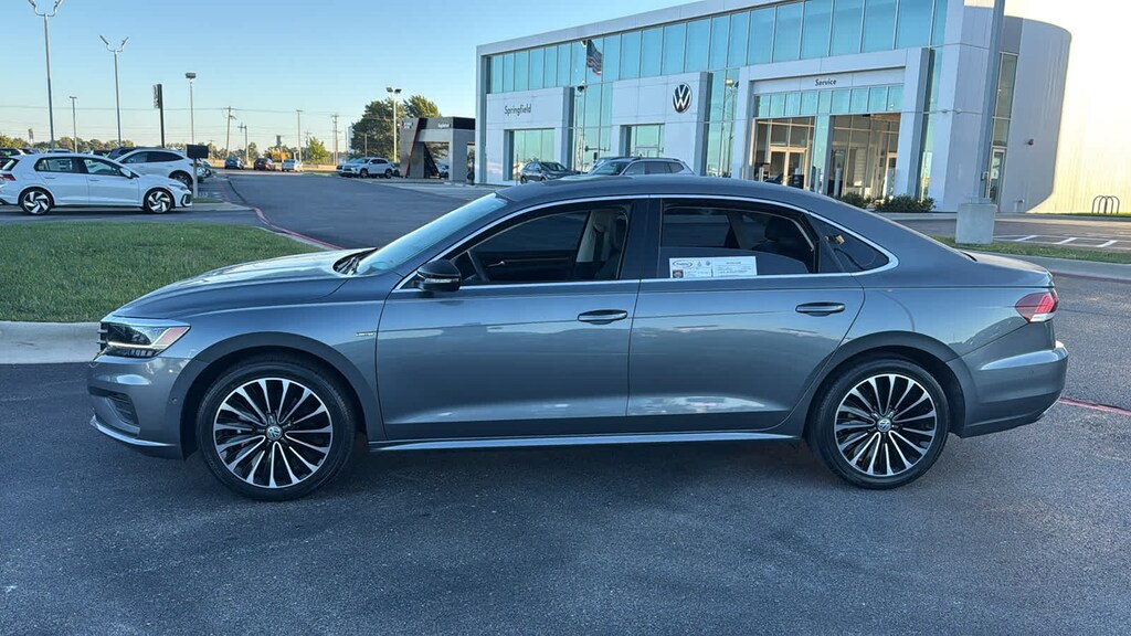 Certified 2022 Volkswagen Passat 2.0T Limited Edition Sedan