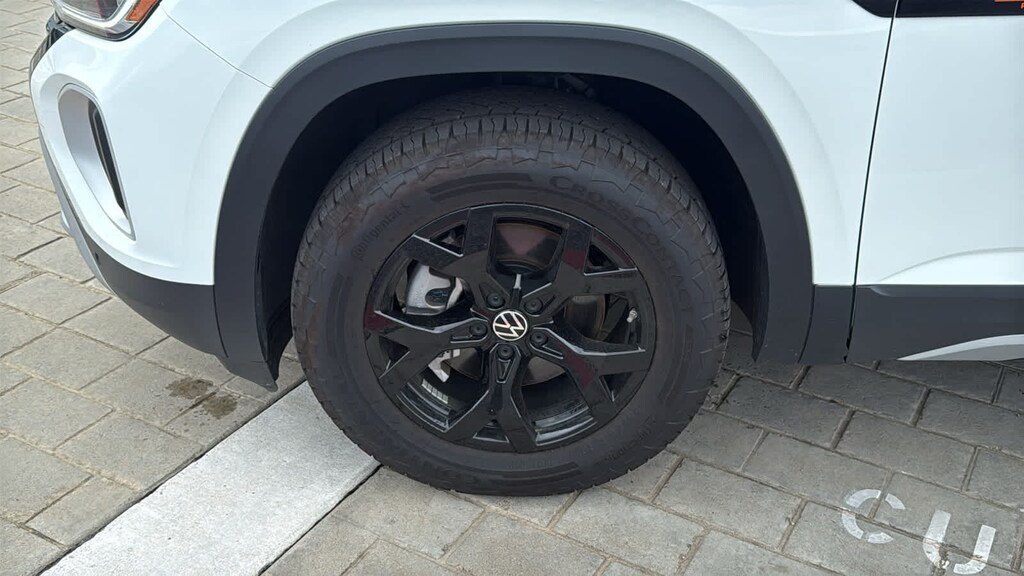 Certified 2025 Volkswagen Atlas 2.0T Peak Edition SUV