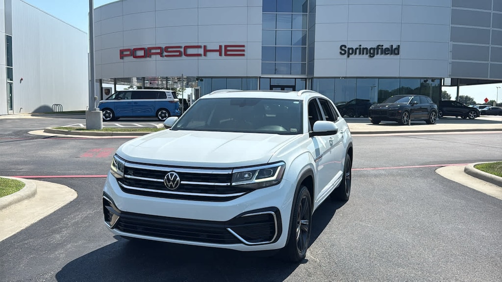 Used 2021 Volkswagen Atlas Cross Sport 3.6L V6 SE w/Technology R-Line 4MOTION SUV