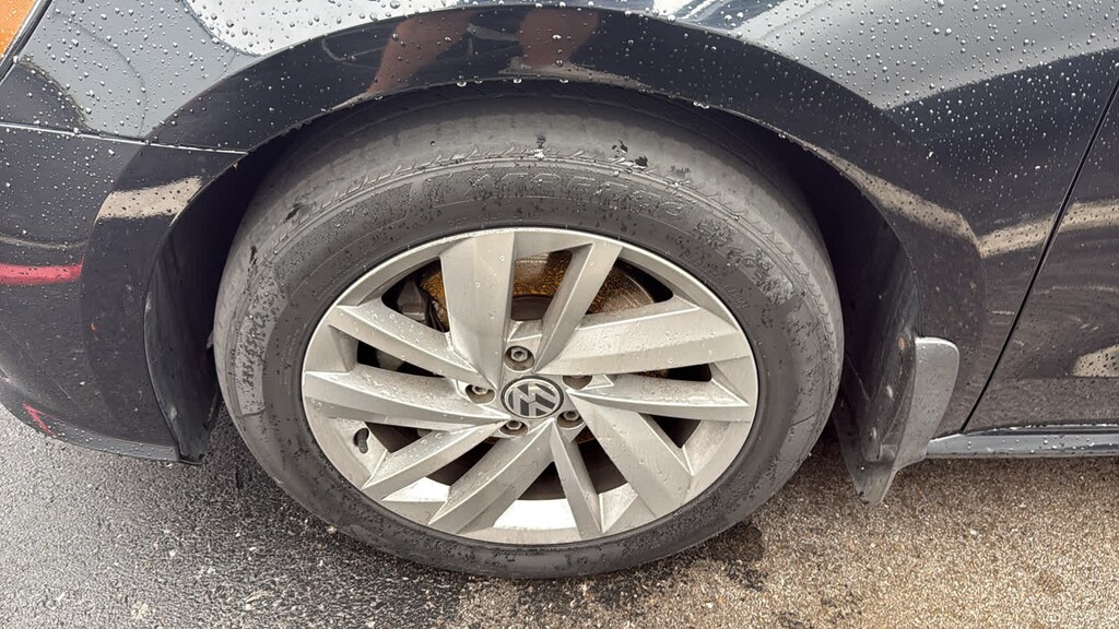 Used 2018 Volkswagen Passat 2.0T SE Sedan