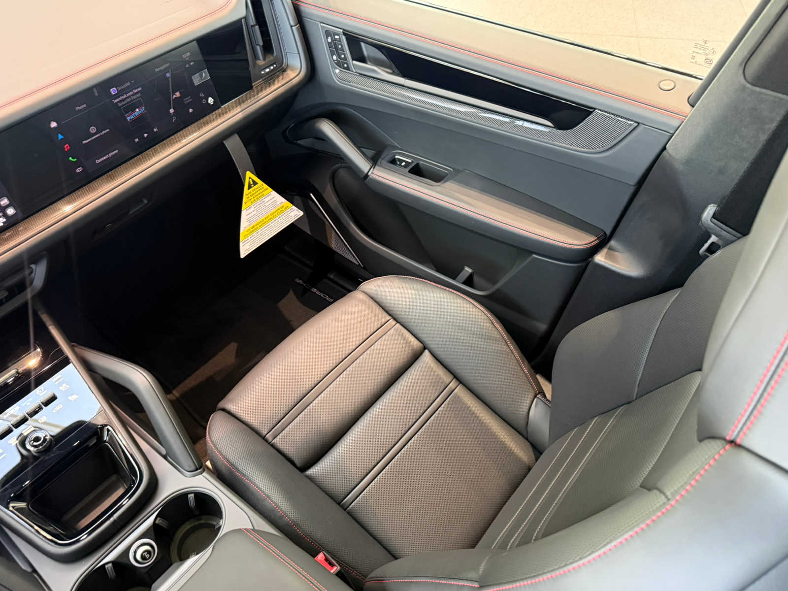 2026 Porsche Cayenne GTS - Photo 20