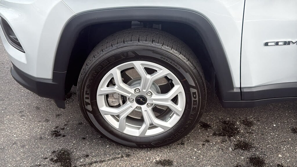 Used 2025 Jeep Compass Latitude SUV