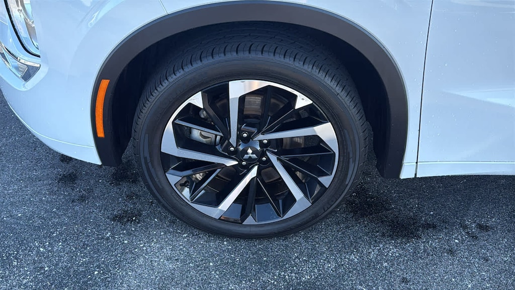 Certified 2023 Mitsubishi Outlander SEL SUV