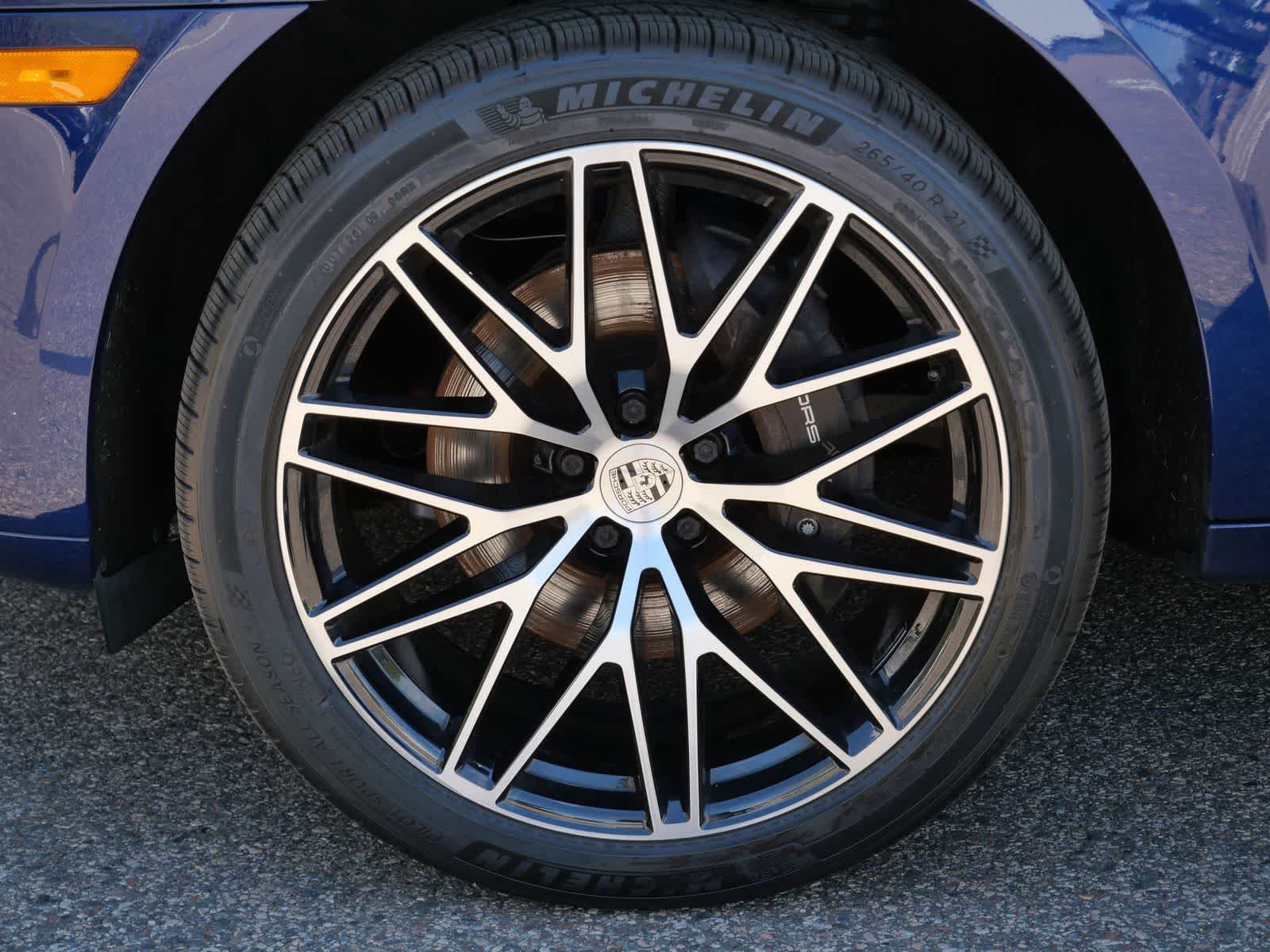 Thumbnail: 2022 Porsche Macan - 7