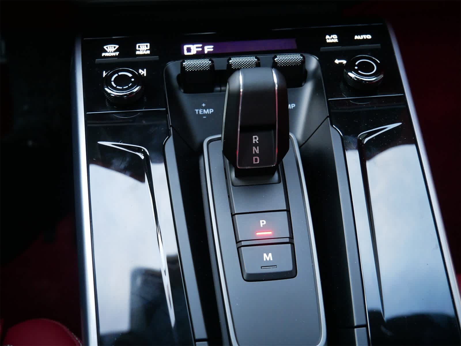 Thumbnail: 2026 Porsche 911 - 16